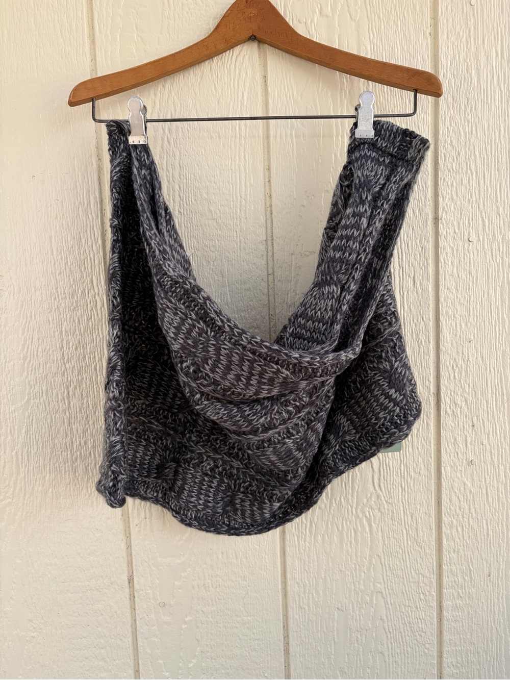 Unisex Large warm knitted long winter scarf Gray - Picture 11 of 15